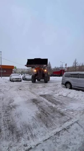 «Уренгойская городская сервисная компания» устраняет последствия недавней метели