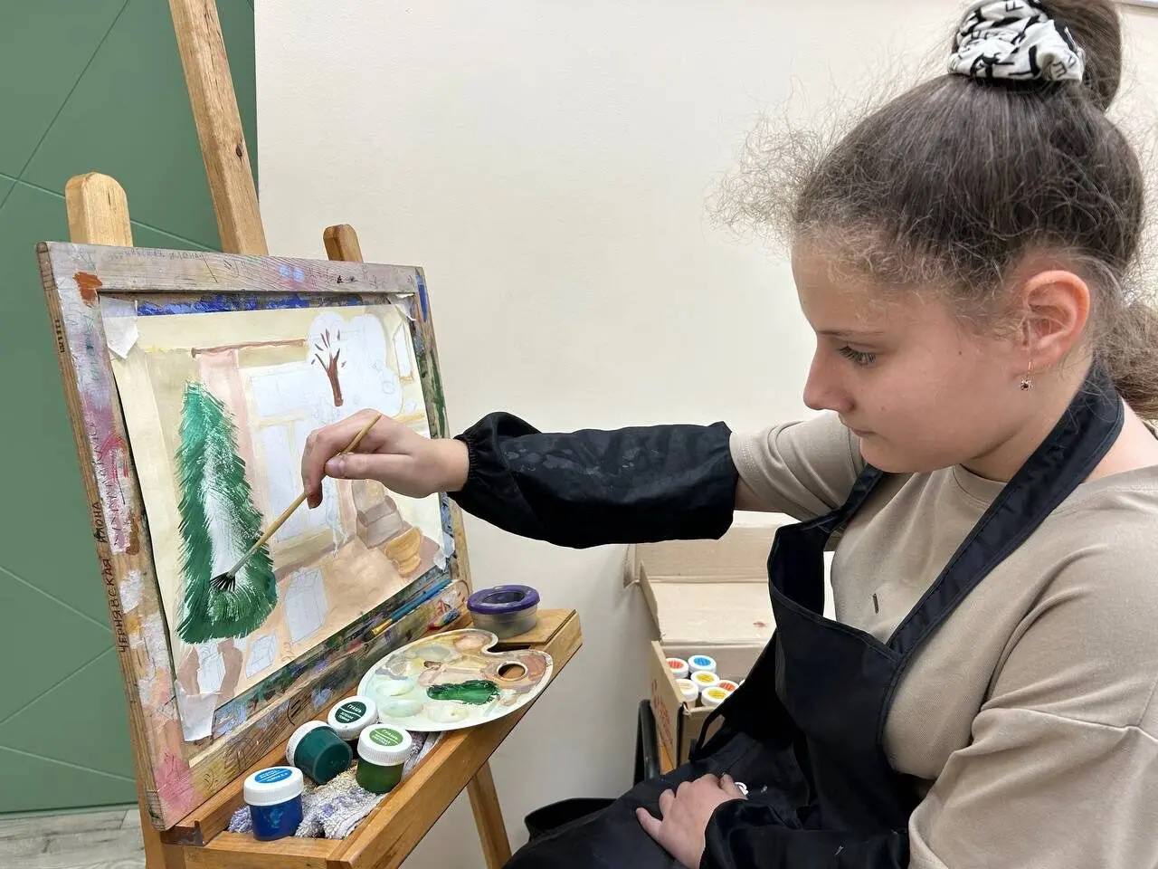 Воспитанники Волновахской Детской школы искусств стали авторами рисунков для салехардской акции «Открытки с любовью» Воспитанники Волновахской Детской школы искусств стали авторами рисунков для салехардской акции «Открытки с любовью»