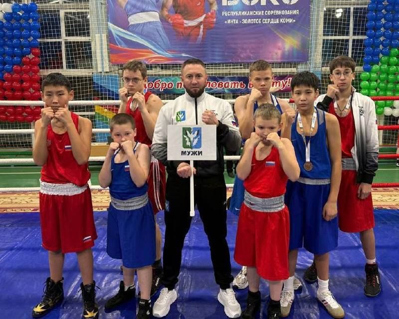 Ямальские боксёры завоевали двадцать медалей на республиканских соревнованиях в Коми