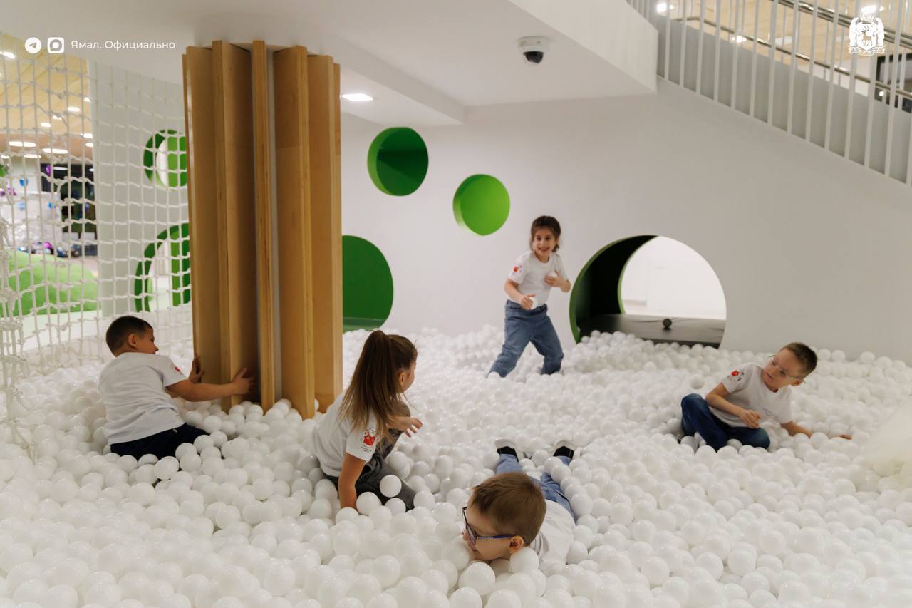 В Тарко-Сале открылся детский сад «Новатория» В Тарко-Сале открылся детский сад «Новатория»