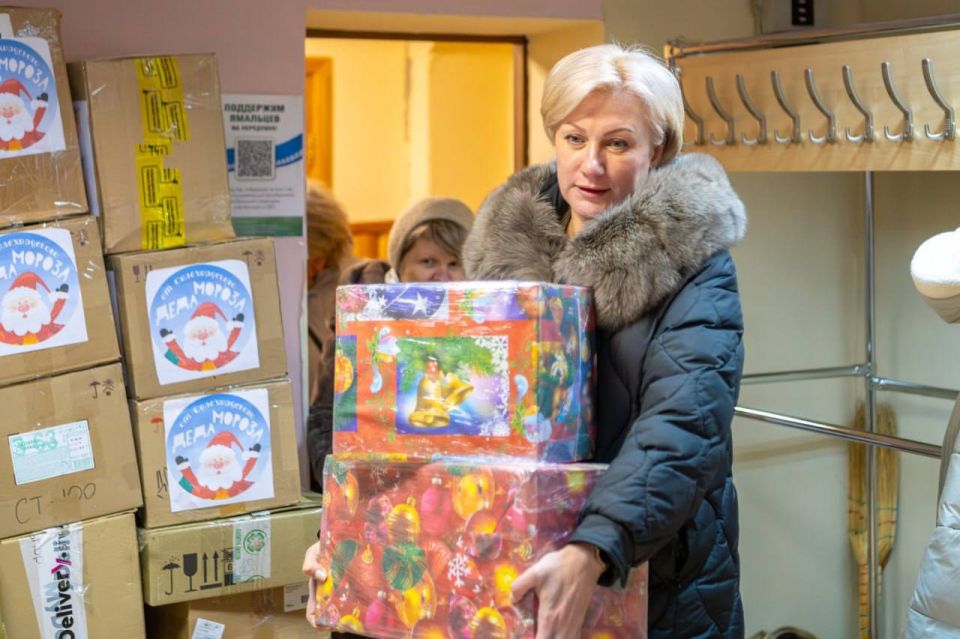 Ямал — Донбасу: северный караван новогодних подарков Ямал — Донбасу: северный караван новогодних подарков