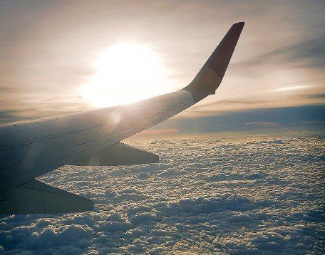 Авиакомпания «Ямал» запускает дополнительные рейсы к Новогодним каникулам