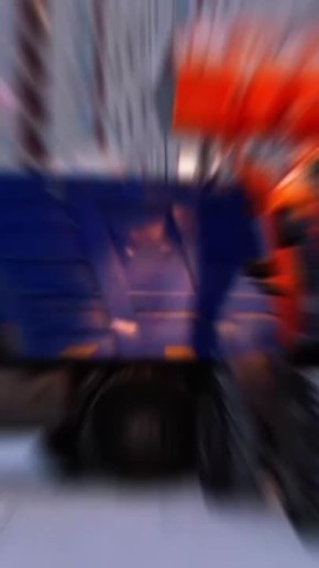 Снежная уборка в Надыме продолжается