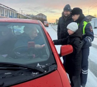 Салехардские школьники присоединились к акции по повышению