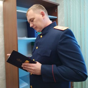 В Салехарде экс-должностное лицо отдела полиции подозревается в присвоении денежных средств