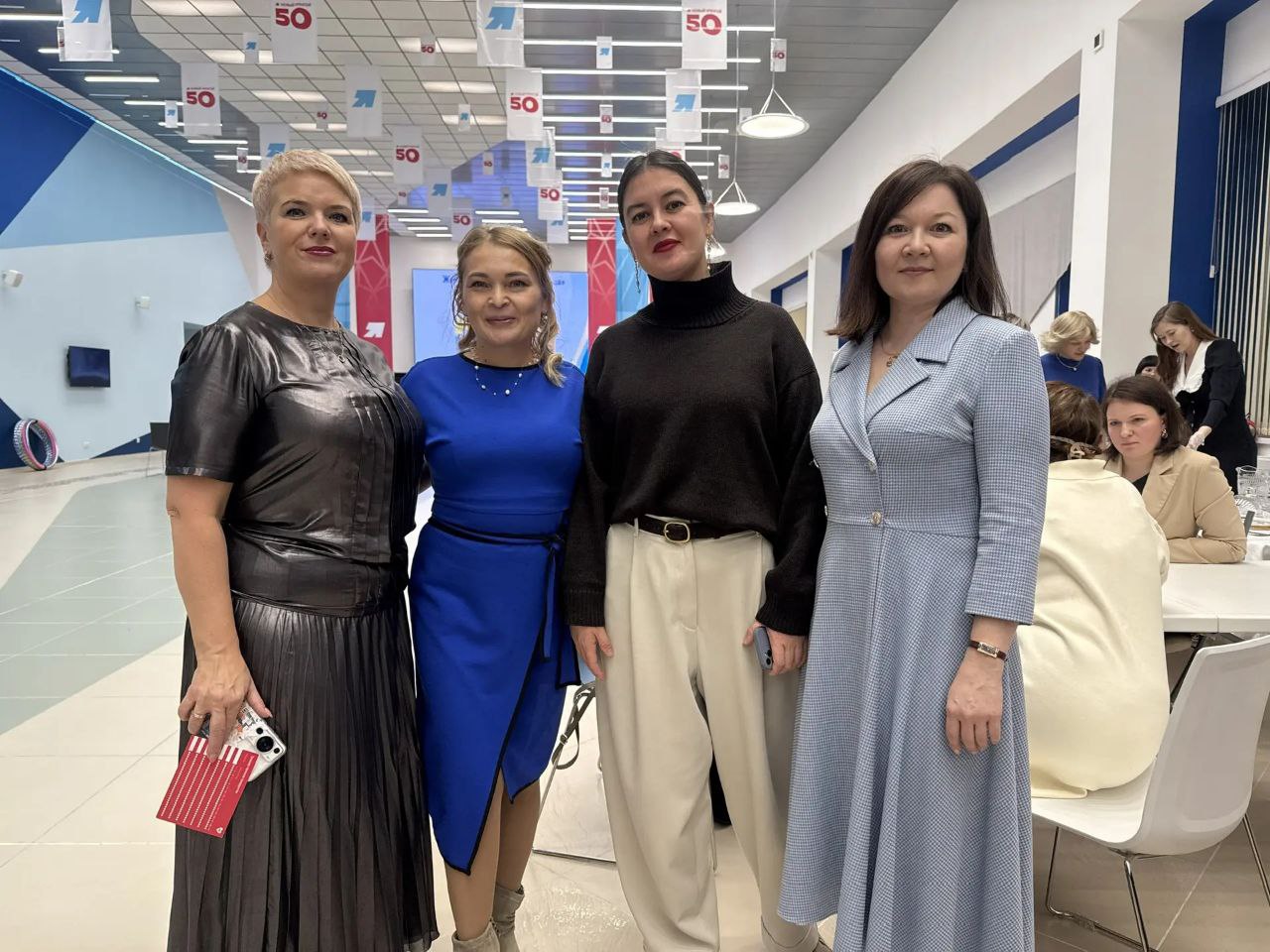 Новоуренгойский женский клуб «По Зову сЕРдца» отметил первую годовщину