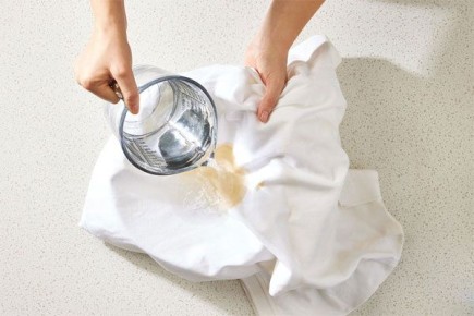 Уксус против кофейных пятен: секреты, которые изменят вашу стирку