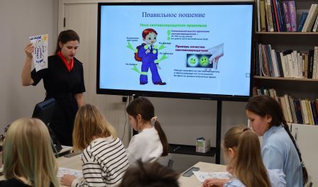 Автоинспекторы Салехарда напомнили о важности световозвращающих элементов Автоинспекторы Салехарда напомнили о важности световозвращающих элементов