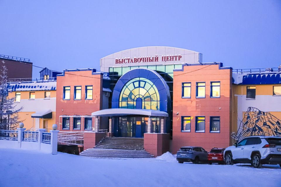 С добрым утром, Салехард. Температура днём от - 23 C° до - 28 C°, переменная облачность, ветер 0-2 м/с