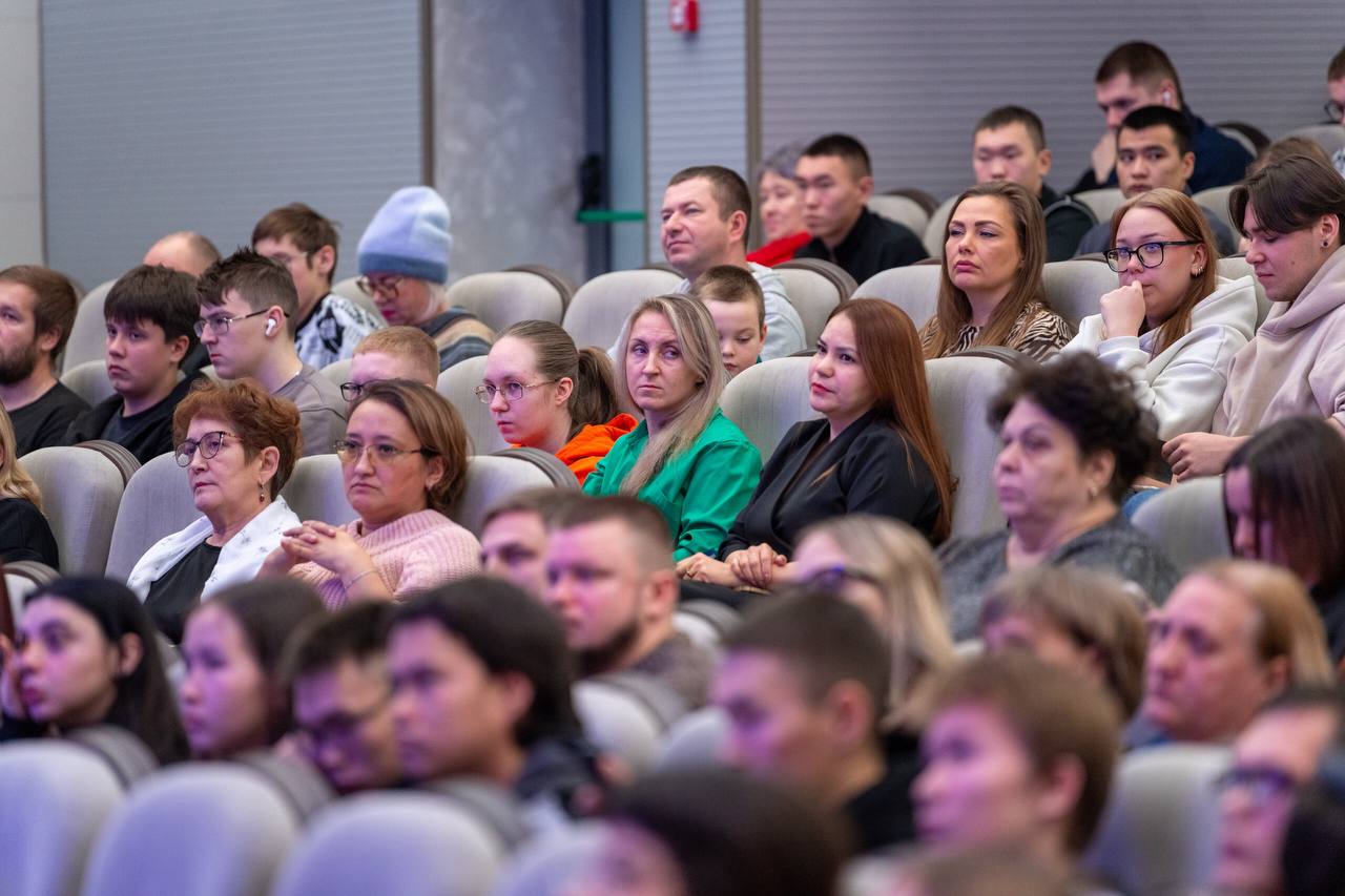 Алексей Титовский: Премьерные показы спектакля «СВОя история» собрали около тысячи зрителей Алексей Титовский: Премьерные показы спектакля «СВОя история» собрали около тысячи зрителей