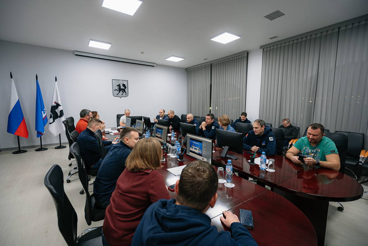 Алексей Титовский: Вместе с коллегами внимательно следили за прямой линией губернатора нашего округа Алексей Титовский: Вместе с коллегами внимательно следили за прямой линией губернатора нашего округа