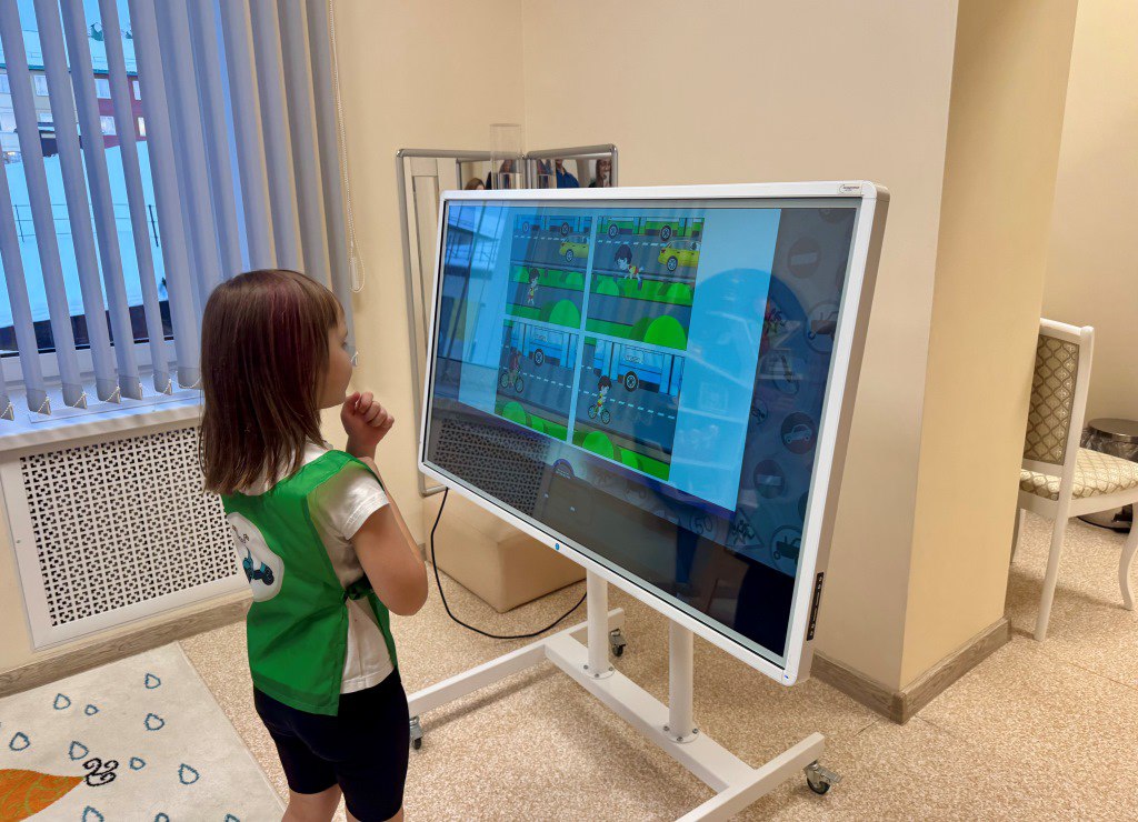 В Салехарде состоялась квест-игра по правилам дорожного движения «В поисках волшебной книги безопасности» В Салехарде состоялась квест-игра по правилам дорожного движения «В поисках волшебной книги безопасности»