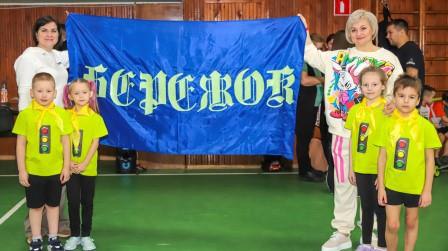 В Салехарде юные участники дорожного движения приняли участие в конкурсе «Безопасное колесико» В Салехарде юные участники дорожного движения приняли участие в конкурсе «Безопасное колесико»