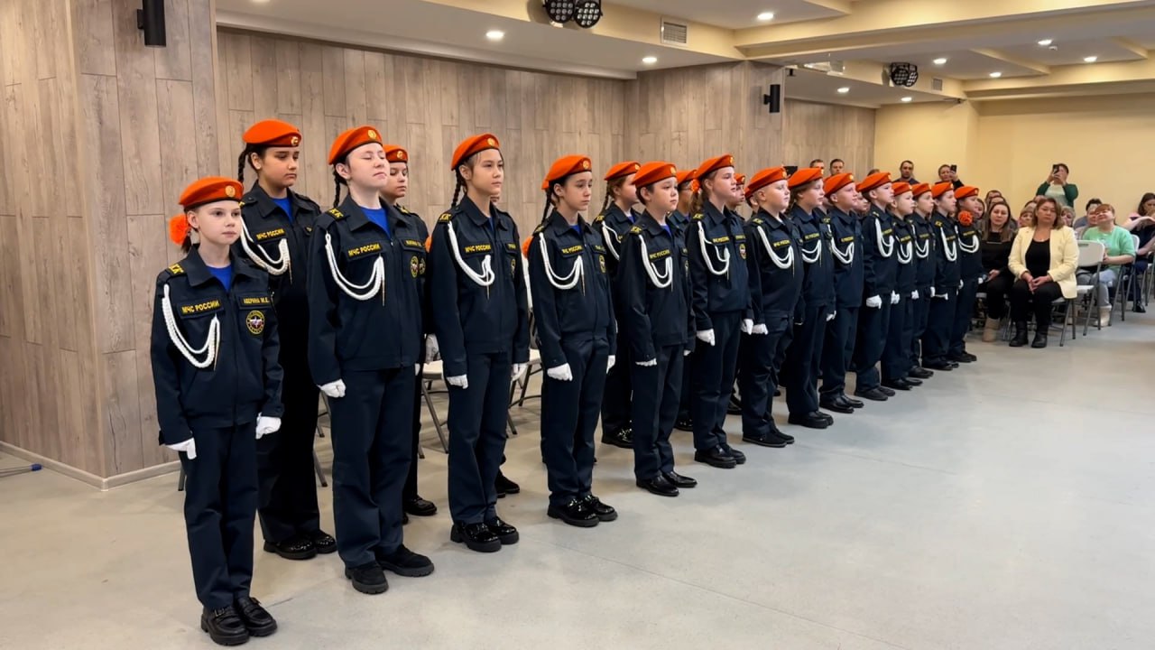 Новое поколение спасателей Салехарда приняли присягу Новое поколение спасателей Салехарда приняли присягу