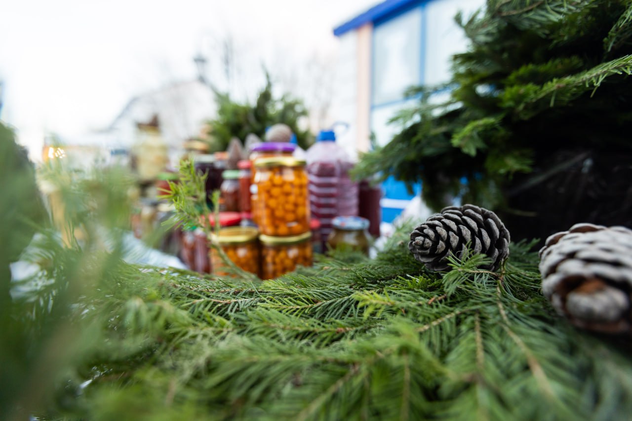 В округе стартует серия предновогодних ярмарок "Сделано на Ямале" В округе стартует серия предновогодних ярмарок "Сделано на Ямале"