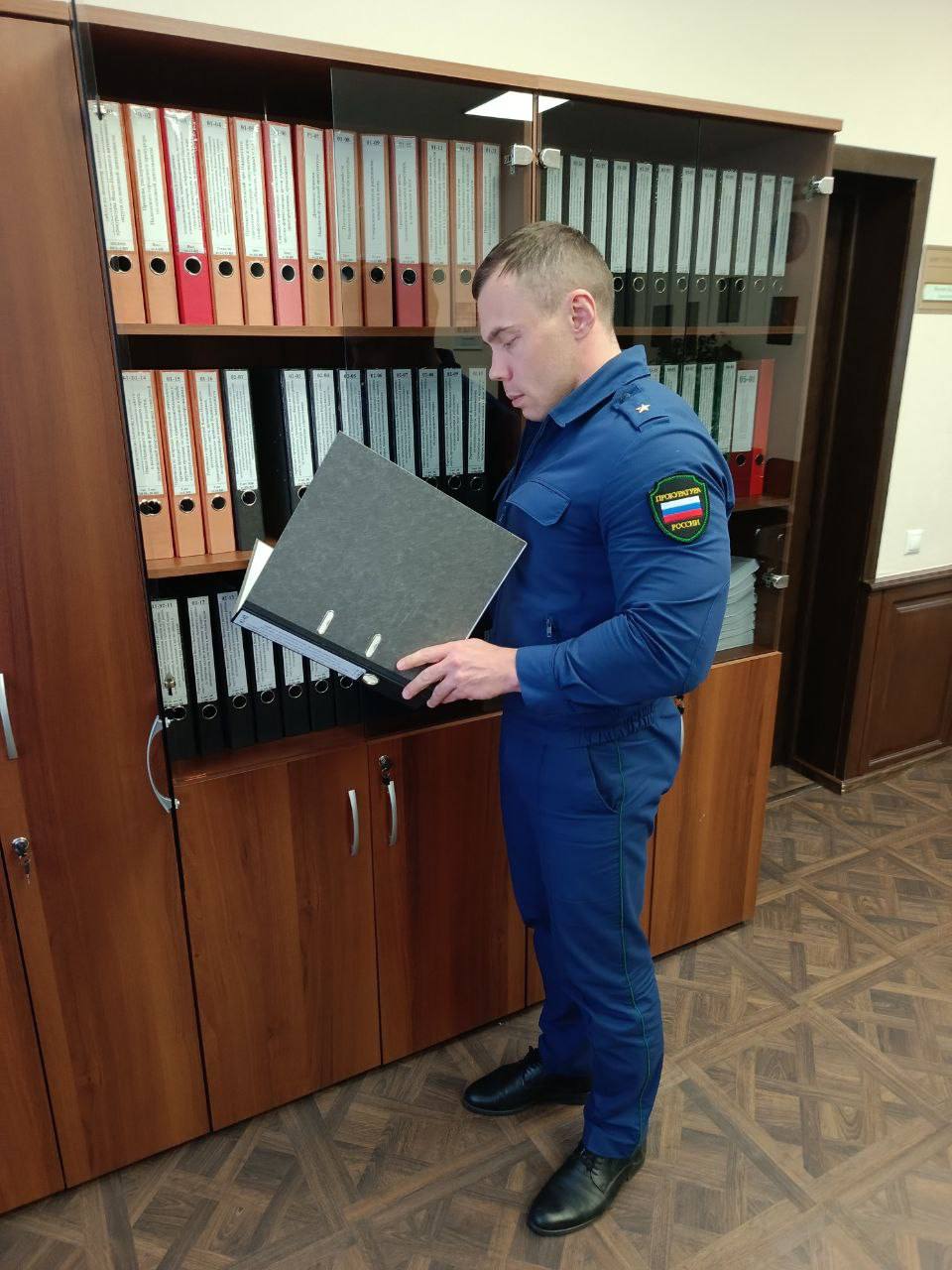 По материалам Надымской городской прокуратуры возбуждено уголовное дело за невыплату работникам заработной платы