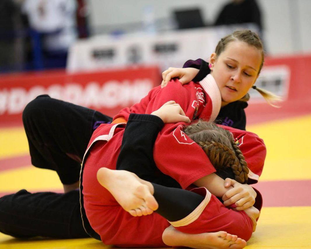 Команда из Ноябрьска завоевала двенадцать медалей на всероссийском турнире по джиу-джитсу