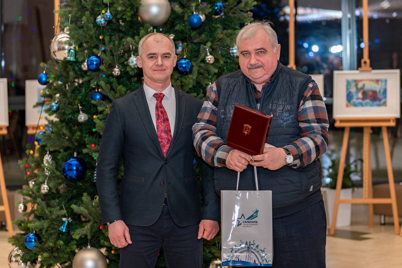 Алексей Титовский: Сегодня мы чествовали тех, чьим ежедневным трудом, талантом и преданностью прирастают сила и слава нашего округа и города Алексей Титовский: Сегодня мы чествовали тех, чьим ежедневным трудом, талантом и преданностью прирастают сила и слава нашего округа и города