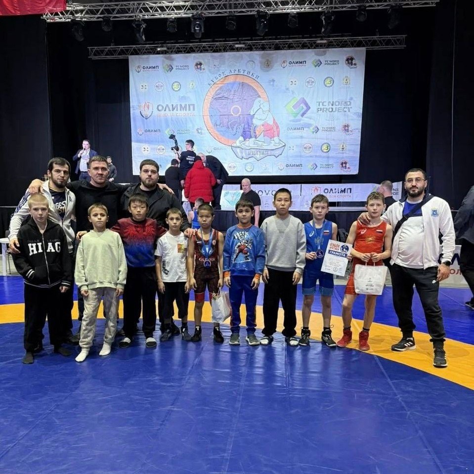 Ноябрьский борец победил на Кубке Арктики Ноябрьский борец победил на Кубке Арктики