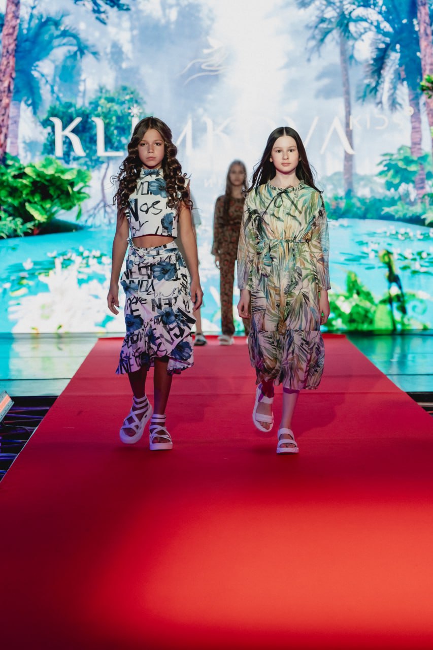 Десятки дизайнеров со всей России представят свои коллекции в столице Ямала Десятки дизайнеров со всей России представят свои коллекции в столице Ямала