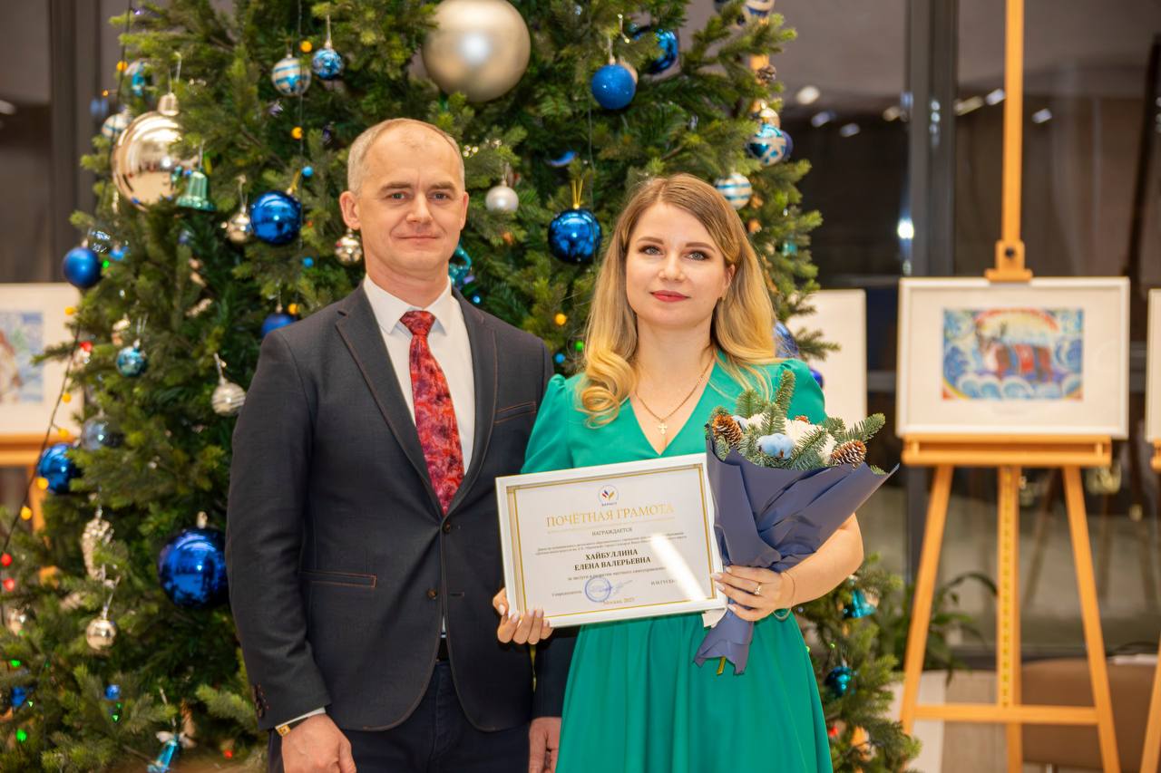 Сегодня в Детской школе искусств им. Е.В. Образцовой состоялась торжественная церемония награждения, посвящённая 95-летию Ямало-Ненецкого автономного округа Сегодня в Детской школе искусств им. Е.В. Образцовой состоялась торжественная церемония награждения, посвящённая 95-летию Ямало-Ненецкого автономного округа