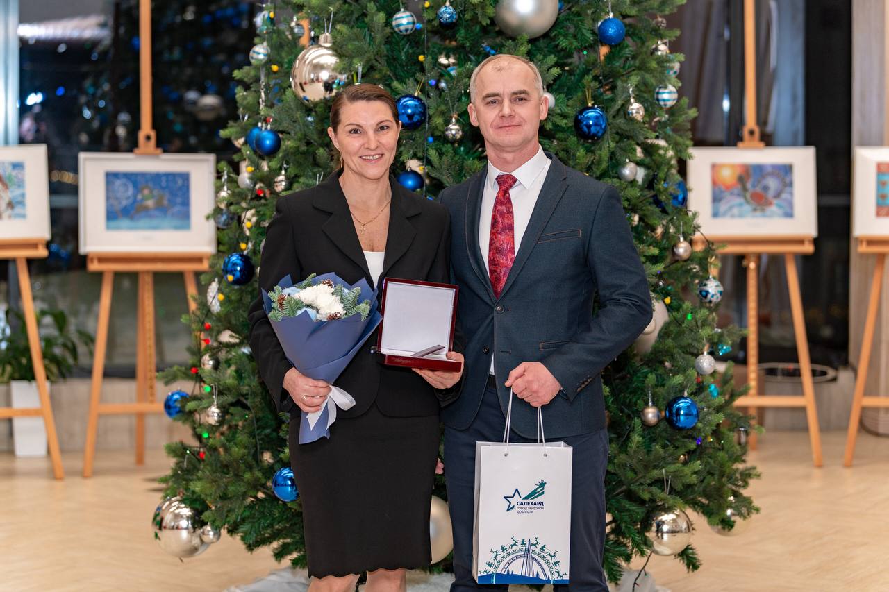 Алексей Титовский: Сегодня мы чествовали тех, чьим ежедневным трудом, талантом и преданностью прирастают сила и слава нашего округа и города Алексей Титовский: Сегодня мы чествовали тех, чьим ежедневным трудом, талантом и преданностью прирастают сила и слава нашего округа и города