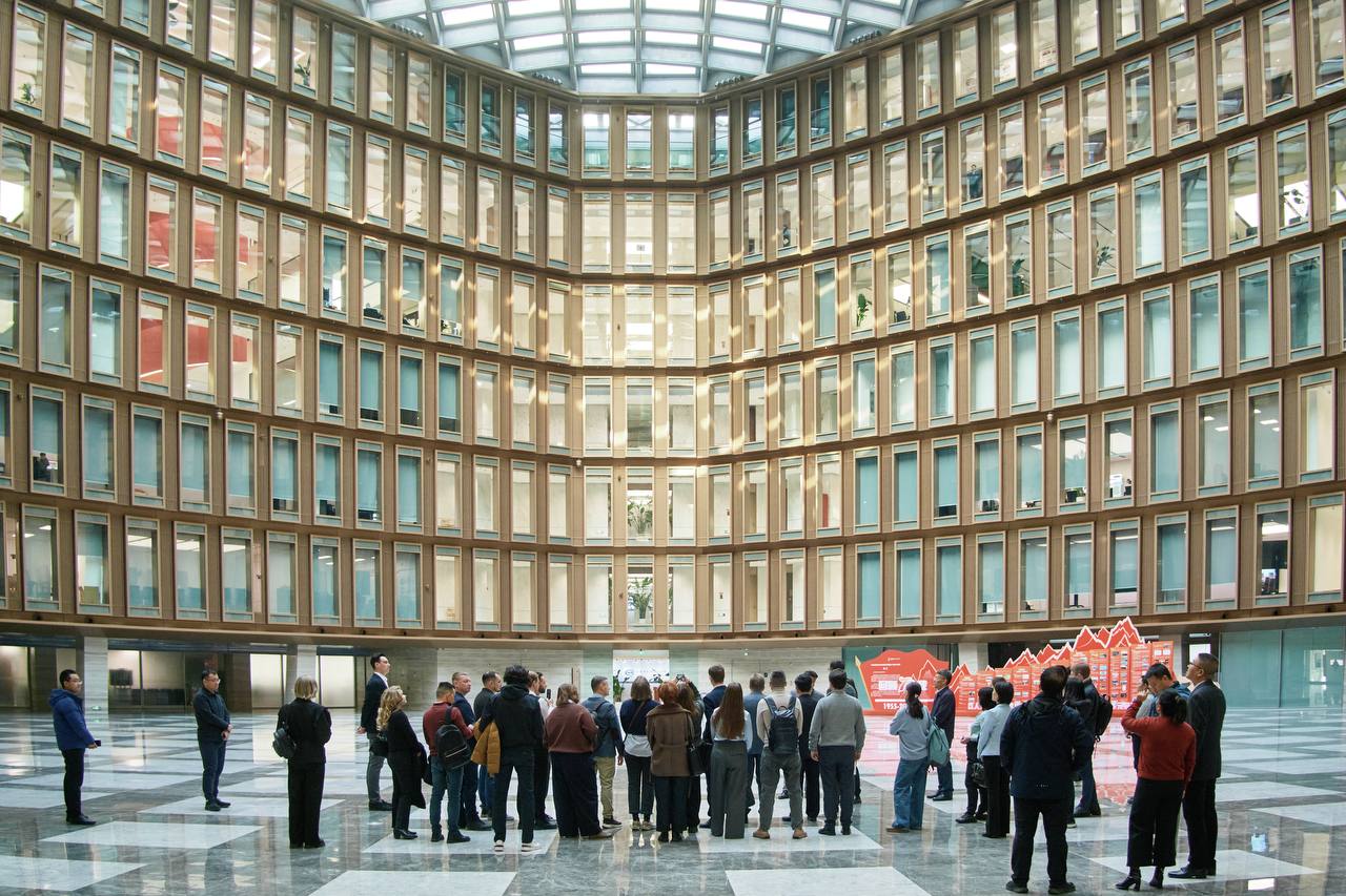 Представители команды #СтроимЯмал побывали в Китае Представители команды #СтроимЯмал побывали в Китае