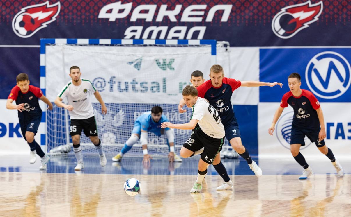 В выходные дни болеем за «ФАКЕЛ ЯМАЛ»!