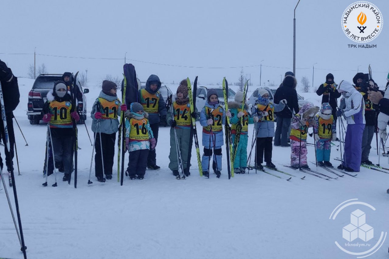 СШ «Арктур» пригласила пангодинцев отметить юбилей округа и Надымского района активно и с пользой для здоровья СШ «Арктур» пригласила пангодинцев отметить юбилей округа и Надымского района активно и с пользой для здоровья