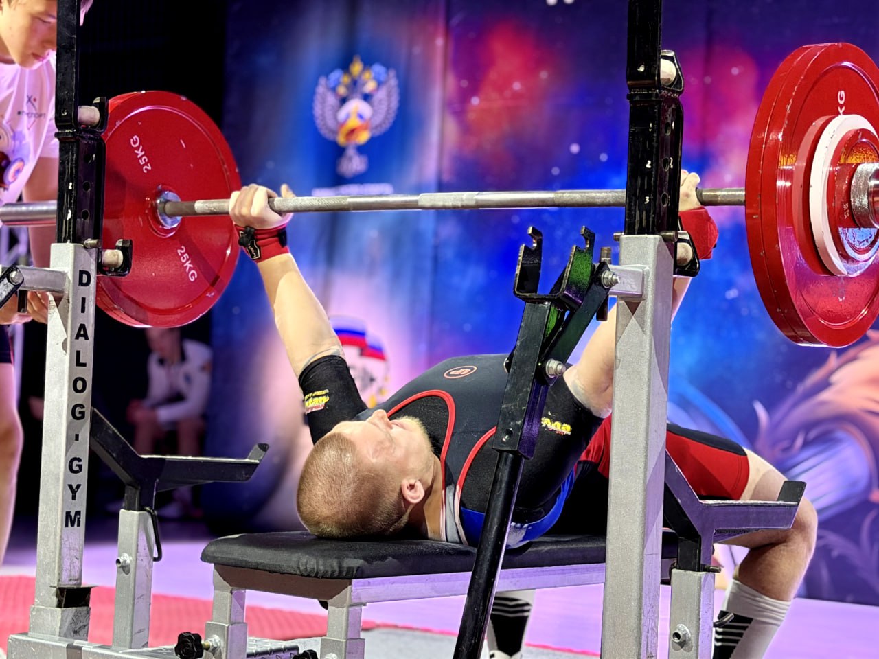 Сборная Ямала одержала абсолютную победу на межрегиональных соревнованиях по пауэрлифтингу в Тарко-Сале Сборная Ямала одержала абсолютную победу на межрегиональных соревнованиях по пауэрлифтингу в Тарко-Сале