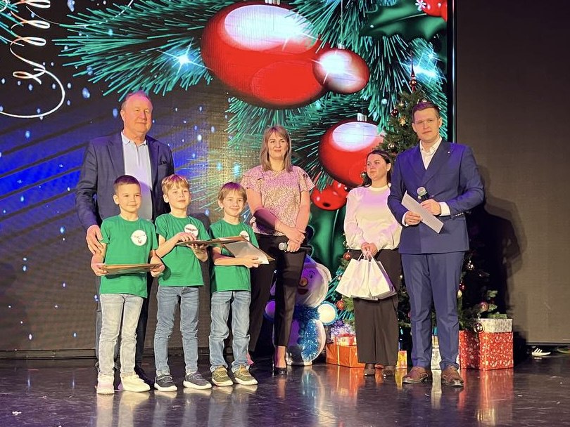 В средней школе №17 прошел первый IT-Фестиваль для будущих первоклассников В средней школе №17 прошел первый IT-Фестиваль для будущих первоклассников