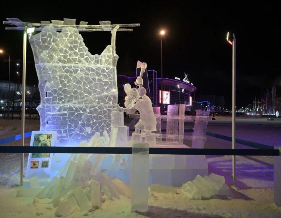 Завершился фестиваль-конкурс ледовых скульптур в Новом Уренгое