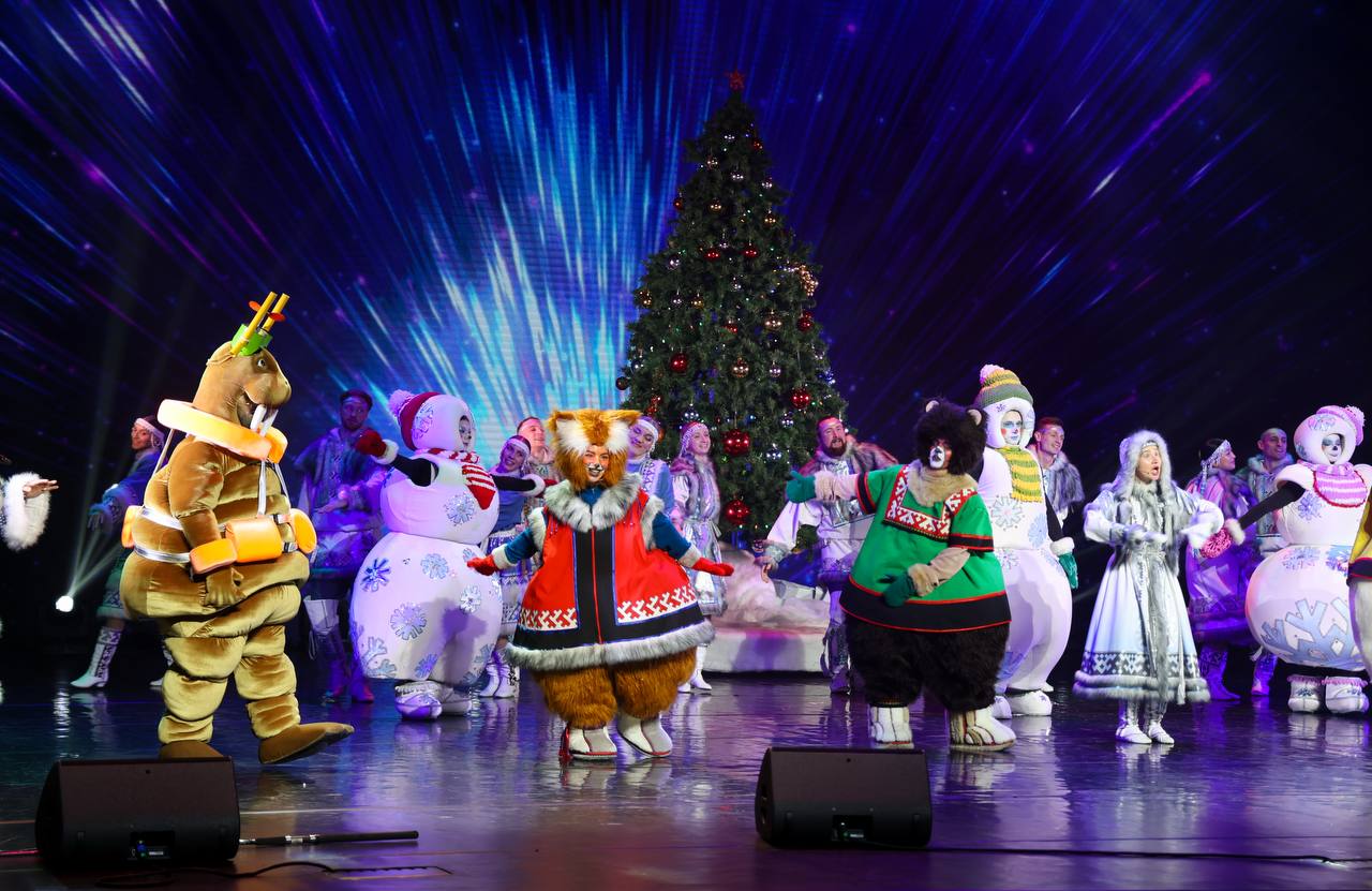 В Салехарде прошла Губернаторская ёлка В Салехарде прошла Губернаторская ёлка