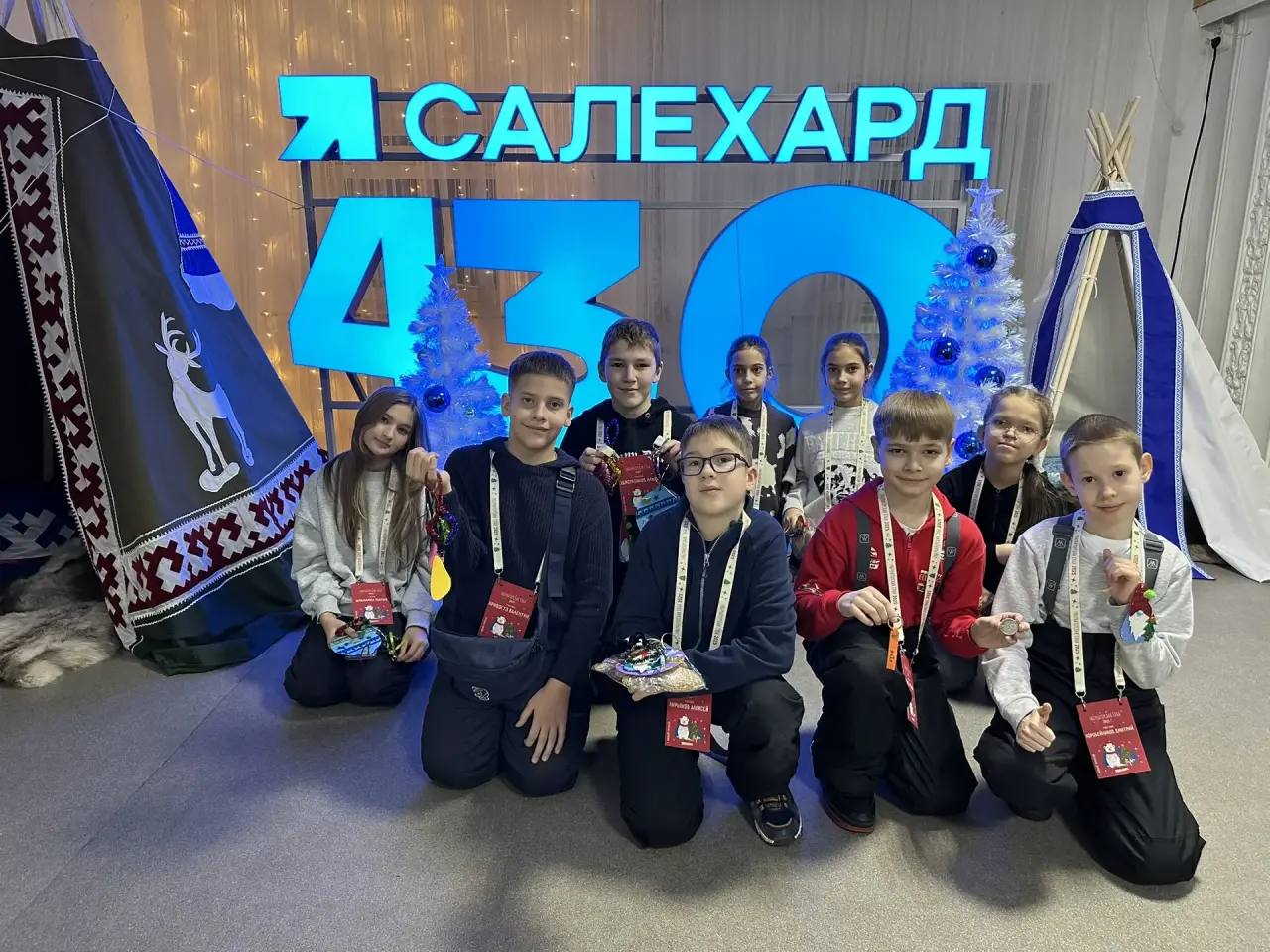 59 новоуренгойских школьников – участники Губернаторской ёлки 59 новоуренгойских школьников – участники Губернаторской ёлки