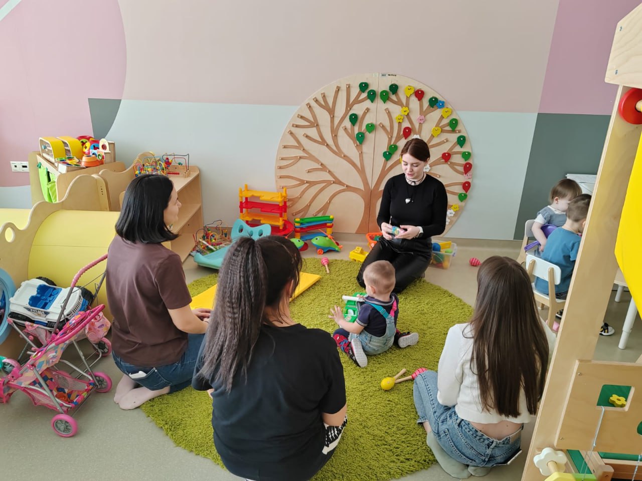 Ольга Чернышова, Ольга Олейникова, Альбина Валитова — соискатели III Всероссийской муниципальной премии «Служение» в номинации «Профессиональные кадры — будущее муниципалитета» Ольга Чернышова, Ольга Олейникова, Альбина Валитова — соискатели III Всероссийской муниципальной премии «Служение» в номинации «Профессиональные кадры — будущее муниципалитета»