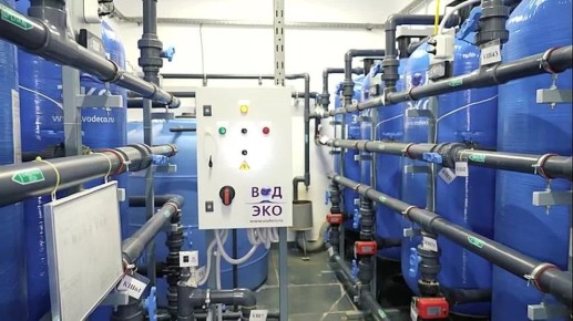 В социальных сетях накануне появилась информации об обнаружении живого червя в школьном фонтане для питья