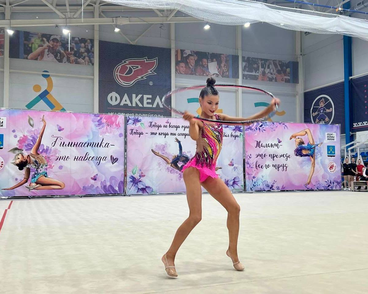 Красота и грация — в Муравленко завершились окружные соревнования по художественной гимнастике Красота и грация — в Муравленко завершились окружные соревнования по художественной гимнастике