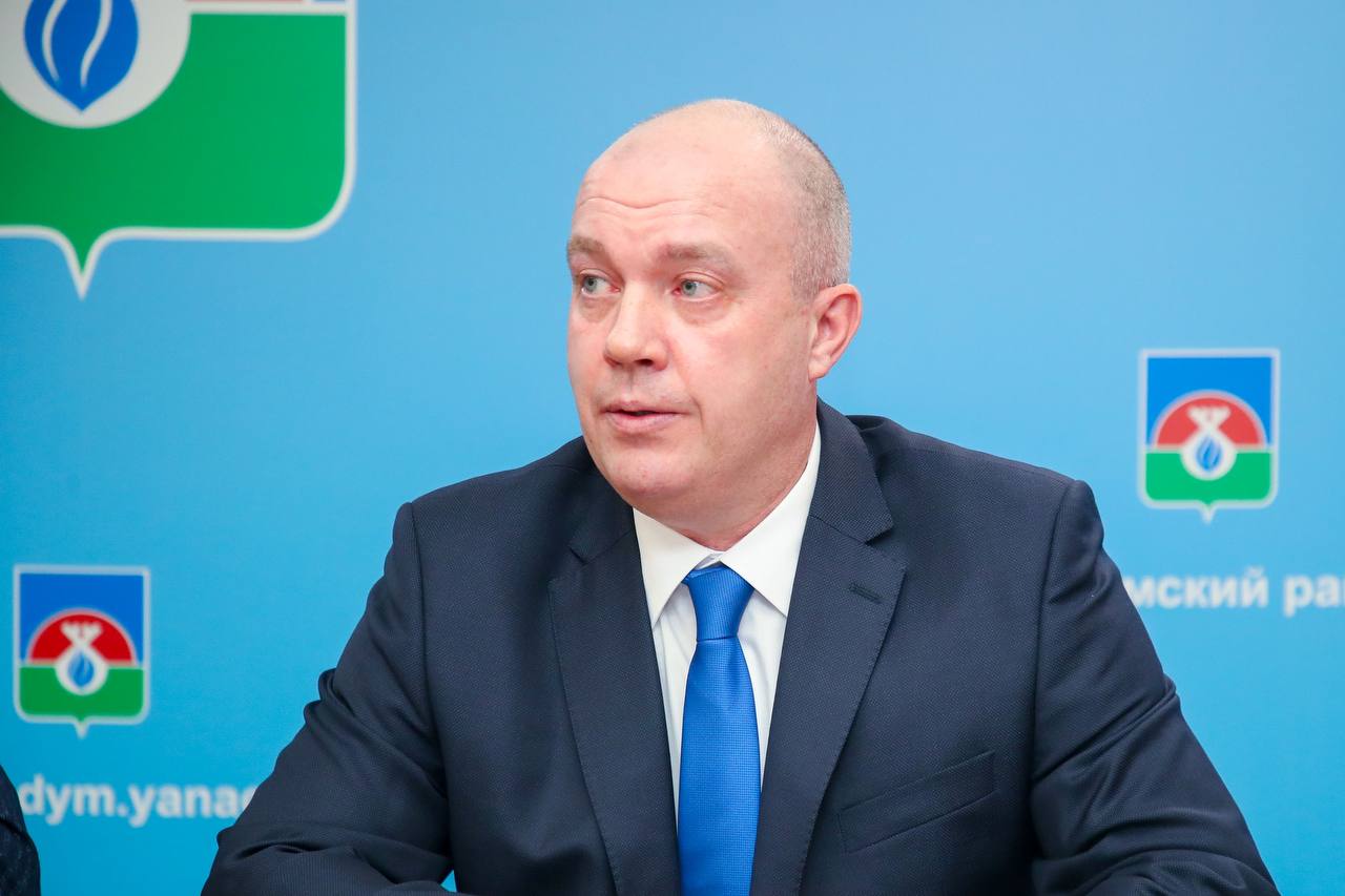 Поприветствовал представителей нового состава Территориальной избирательной комиссии, а также нового председателя Антона Бощенко Поприветствовал представителей нового состава Территориальной избирательной комиссии, а также нового председателя Антона Бощенко