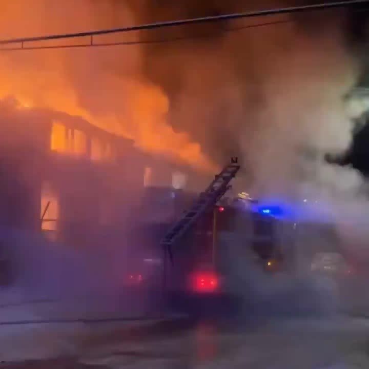 Утренний пожар разбудил ямальцев