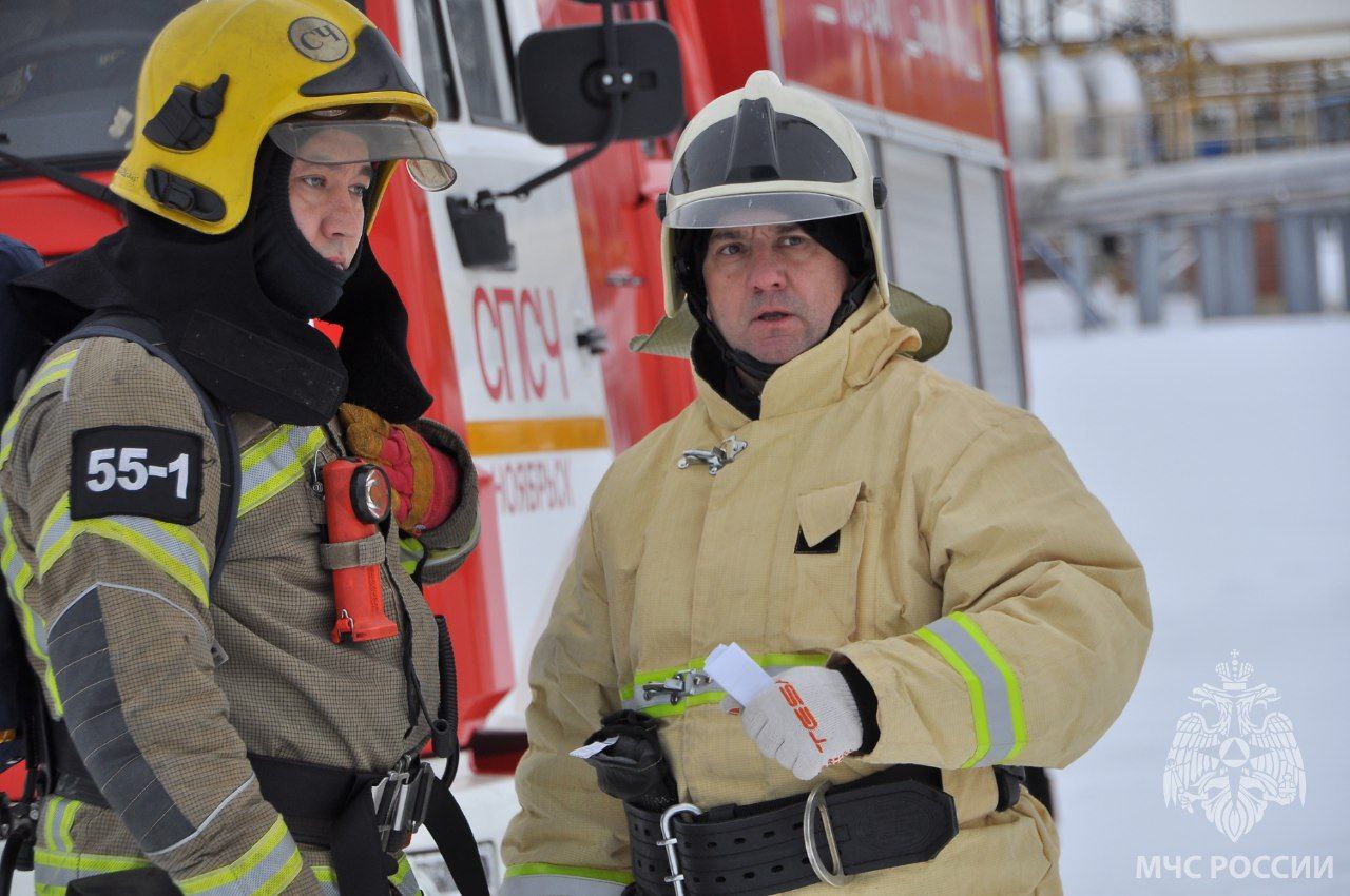 В рамках рабочей поездки в Ямальский район начальник Главного управления Олег Гилев встретился с главой муниципального образования Артемом Чулановым
