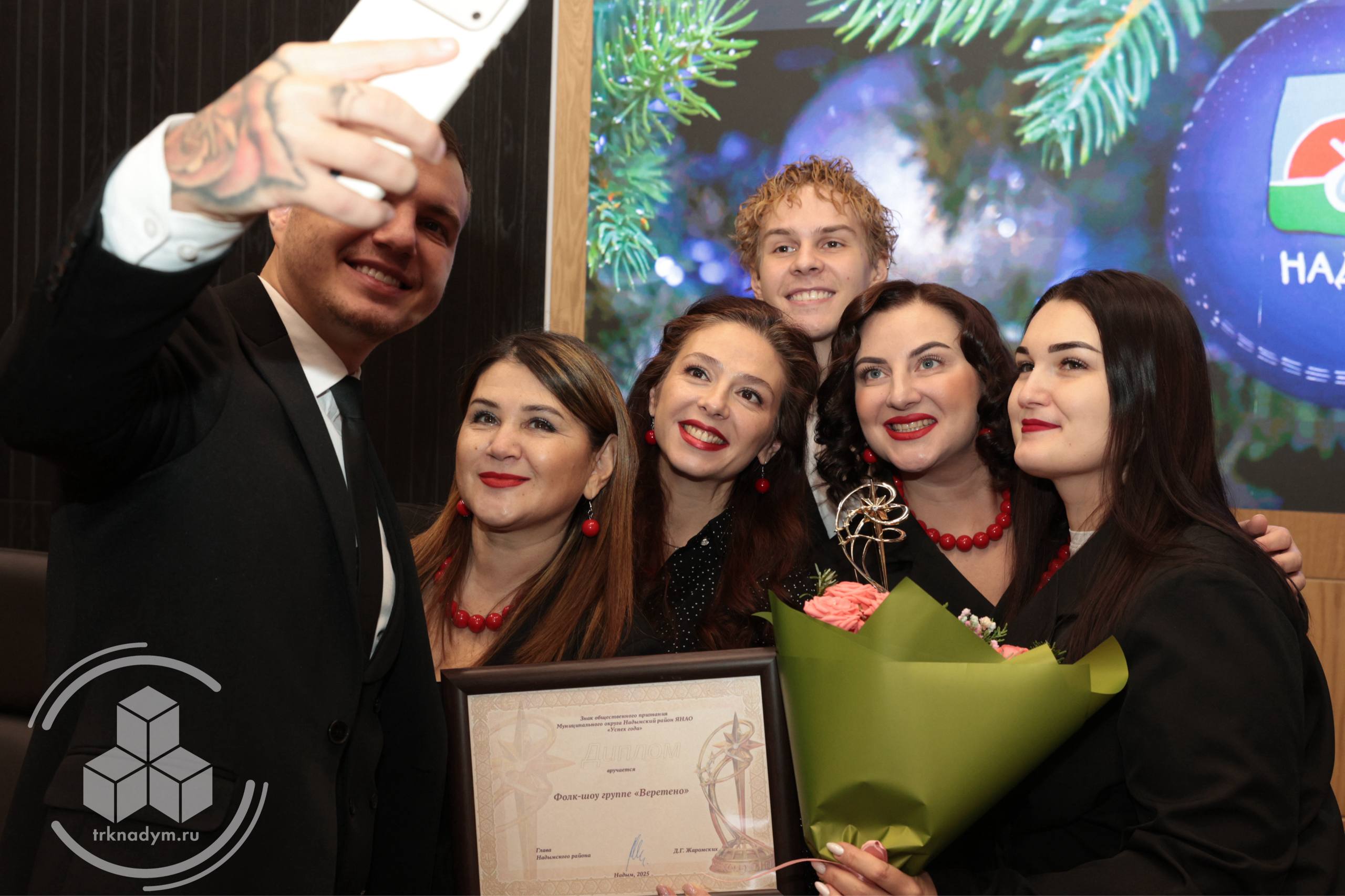 В Надыме состоялась торжественная церемония вручения знака общественного признания «Успех года - 2025» В Надыме состоялась торжественная церемония вручения знака общественного признания «Успех года - 2025»
