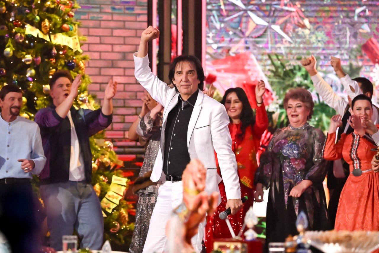 Провожаем 2025-й год вместе, по-настоящему, от всей души! Провожаем 2025-й год вместе, по-настоящему, от всей души!