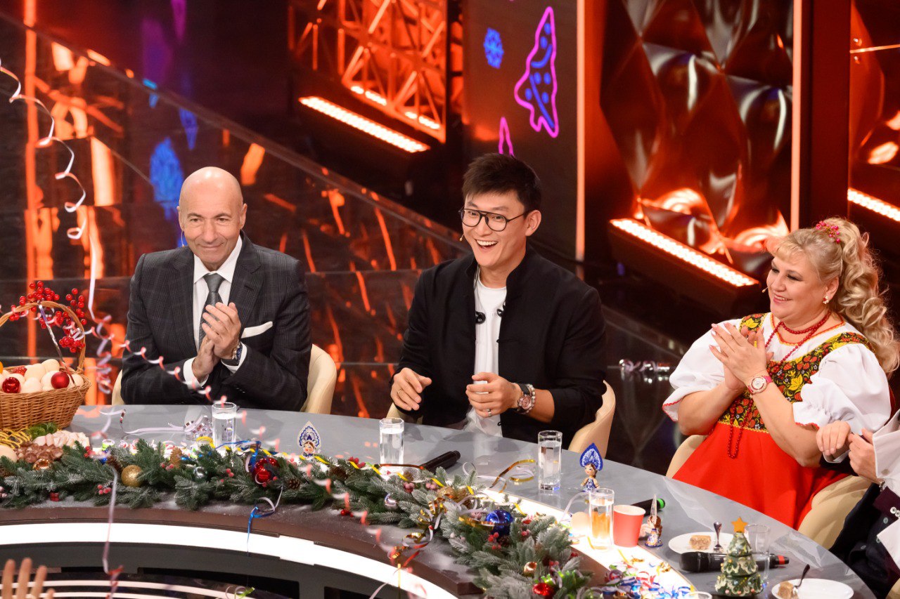 Провожаем 2025-й год вместе, по-настоящему, от всей души! Провожаем 2025-й год вместе, по-настоящему, от всей души!