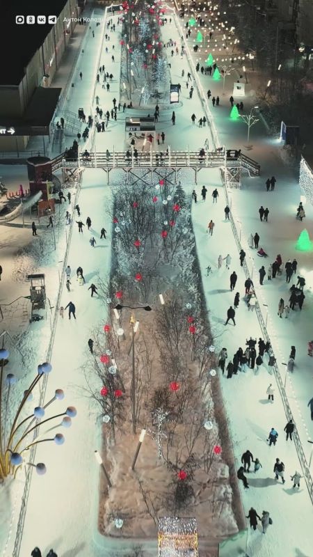 Антон Колодин: 2 января в Новом Уренгое. Салаты доедены, на улице потеплело