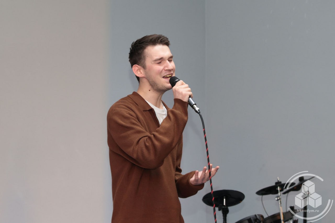 В музее истории и археологии прошёл традиционный новогодний квартирник «Своя музыка» В музее истории и археологии прошёл традиционный новогодний квартирник «Своя музыка»