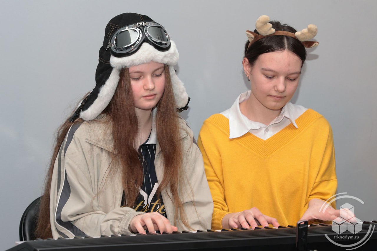 В музее истории и археологии прошёл традиционный новогодний квартирник «Своя музыка» В музее истории и археологии прошёл традиционный новогодний квартирник «Своя музыка»