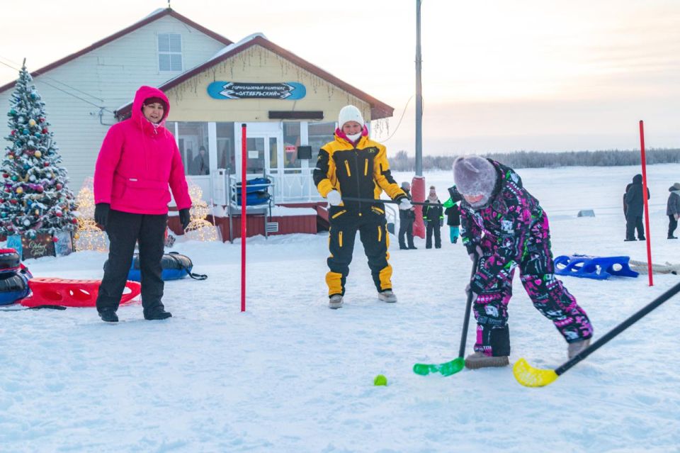 Декада спорта набирает обороты — во время каникул жители округа выбирают активный отдых на свежем воздухе и спортивных площадках