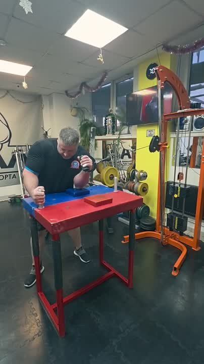 Директор Спортивной школы "Сибирские Медведи" Дмитрий Павин поддержал челлендж #ЯмалСпорт2026, который запустил Алексей Щелконогов