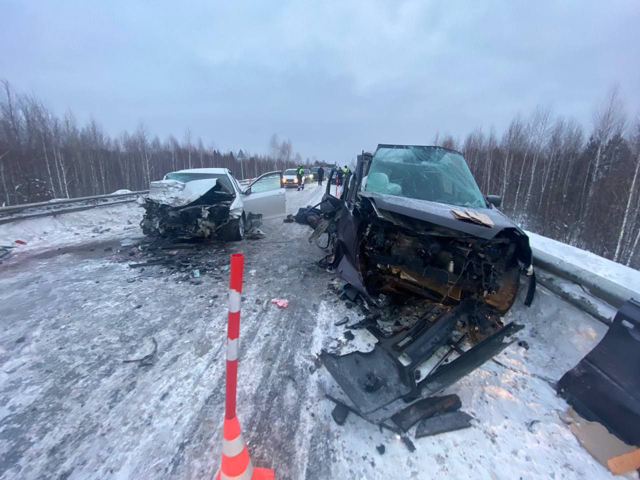 Иномарка с ямальскими номерами попала в смертельное ДТП в Тюменской области Иномарка с ямальскими номерами попала в смертельное ДТП в Тюменской области