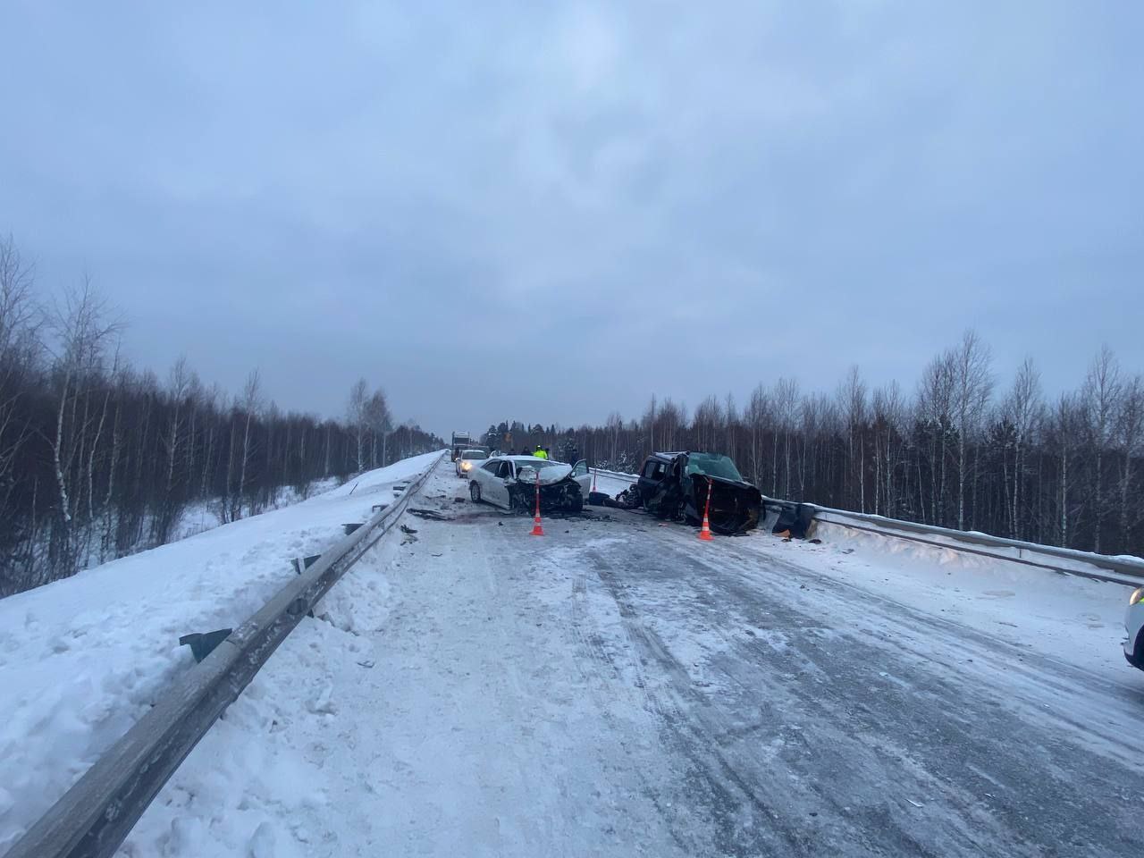 Иномарка с ямальскими номерами попала в смертельное ДТП в Тюменской области Иномарка с ямальскими номерами попала в смертельное ДТП в Тюменской области